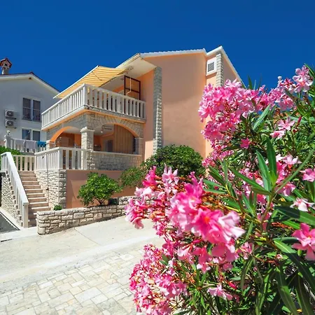 Apartment By The Sea Cove Gradina, Korcula - 9273 *