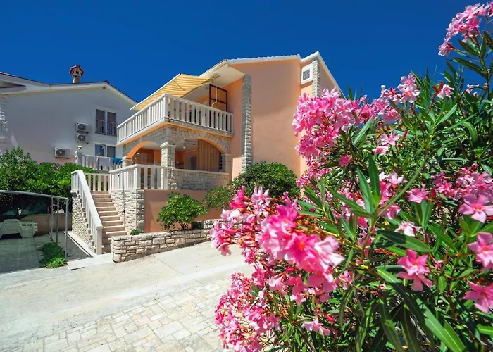 Apartment By The Sea Cove Gradina, Korcula - 9273 *