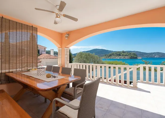 Apartment By The Sea Cove Gradina, Korcula - 9273 *